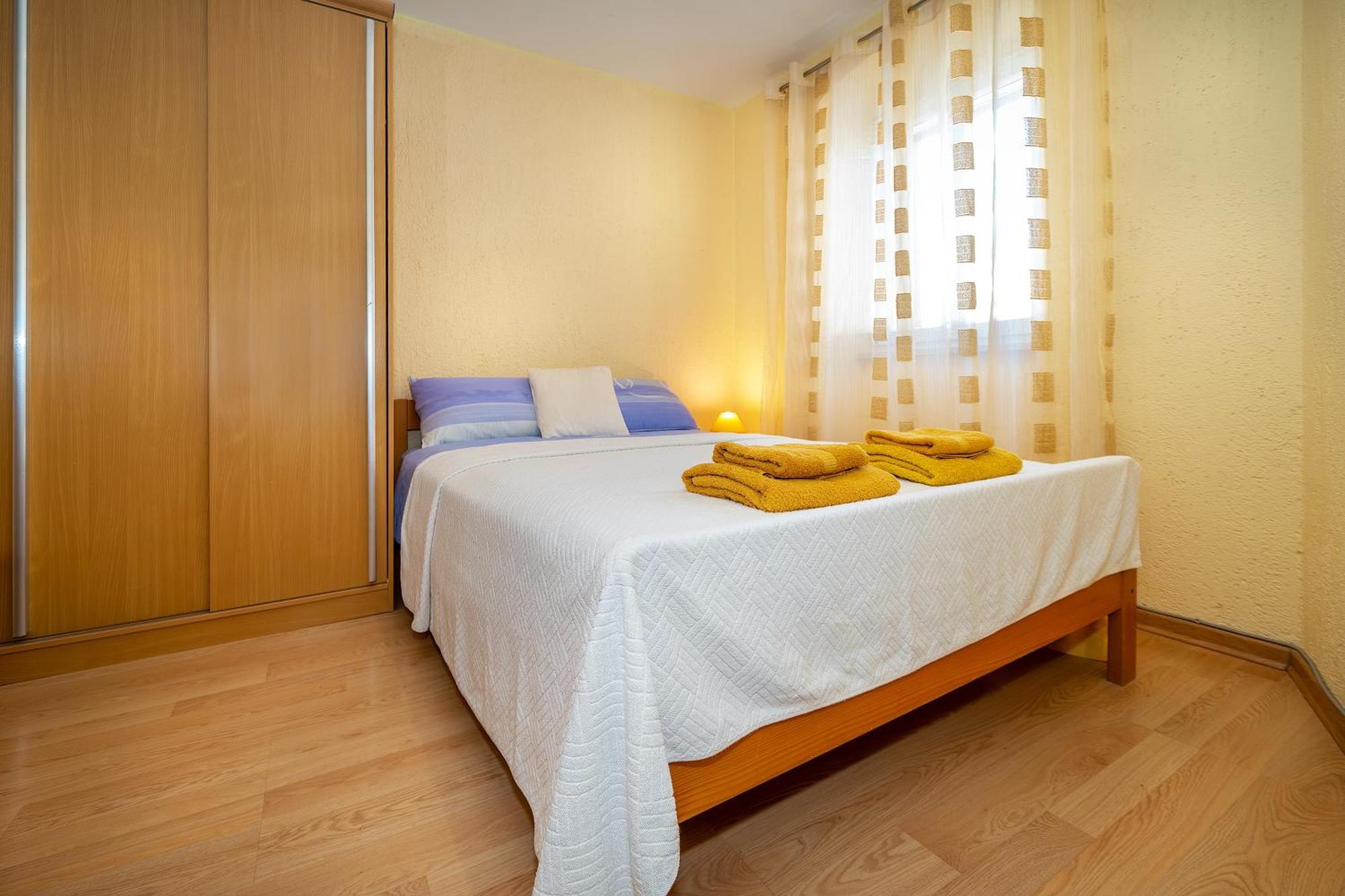 Apartments Ivo With Sea View Baška Exteriör bild