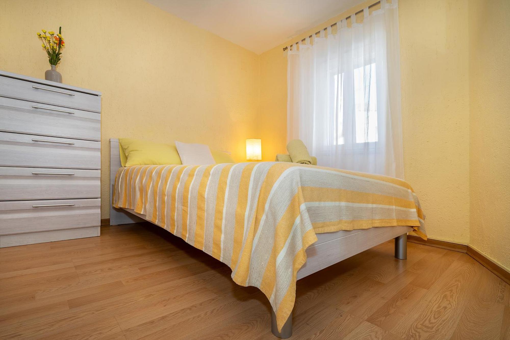 Apartments Ivo With Sea View Baška Exteriör bild