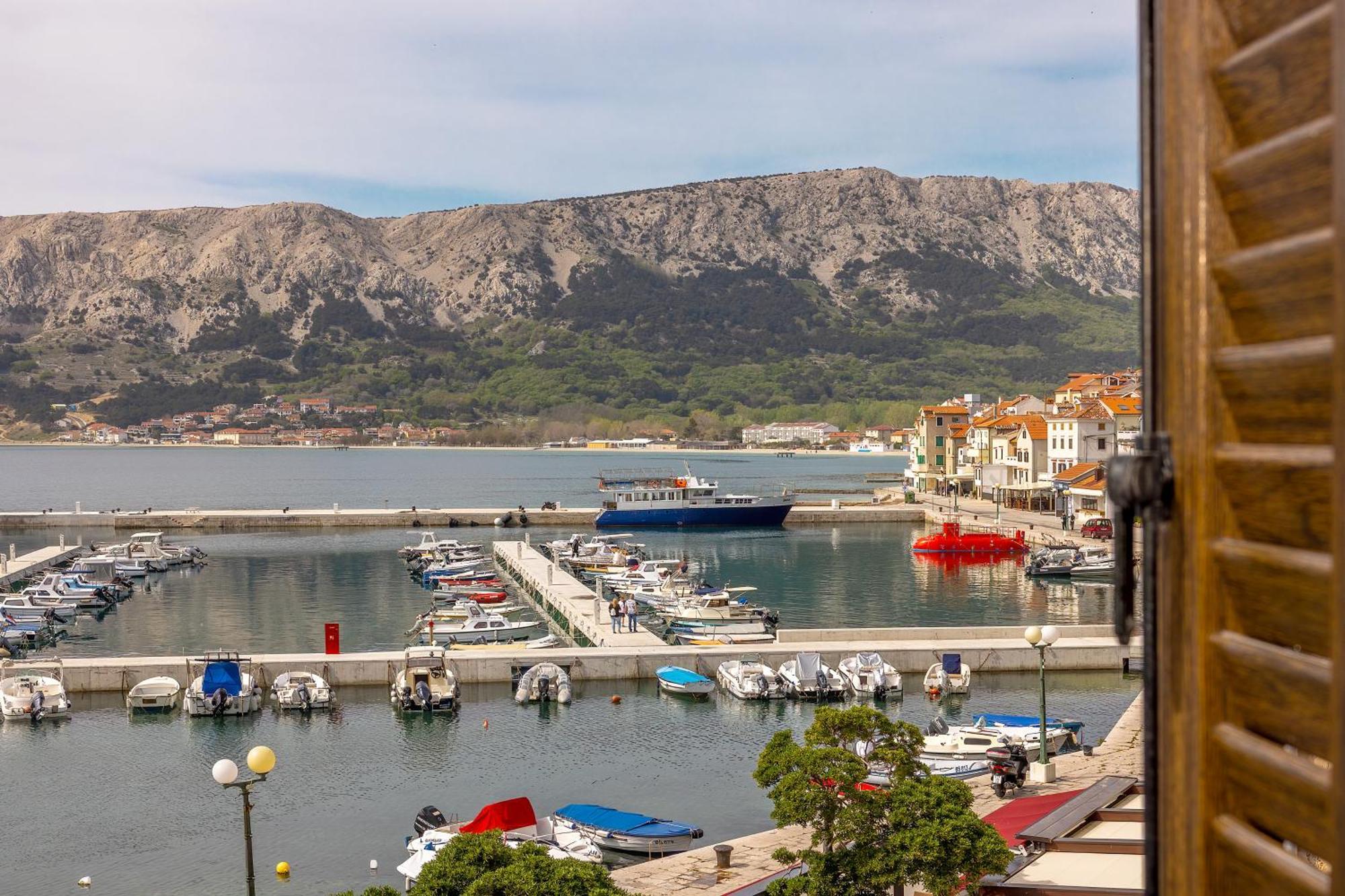 Apartments Ivo With Sea View Baška Exteriör bild