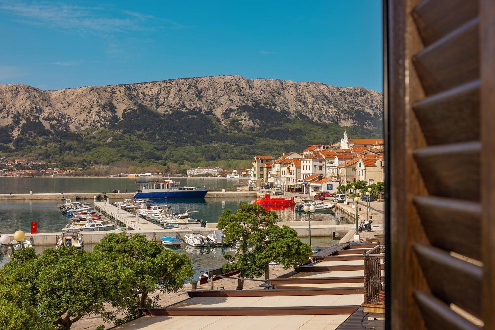Apartments Ivo With Sea View Baška Exteriör bild